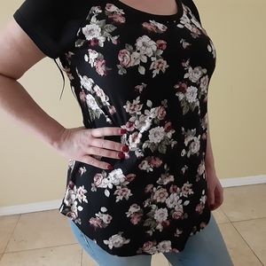 💋Short sleeve floral top